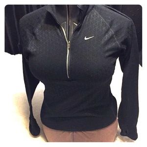 Nike women’s Dry-fit running half zip up